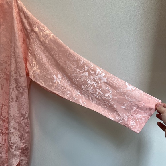 Victoria’s Secret vintage, pink oversize button-down shirt GUC size M/L - Picture 4 of 6